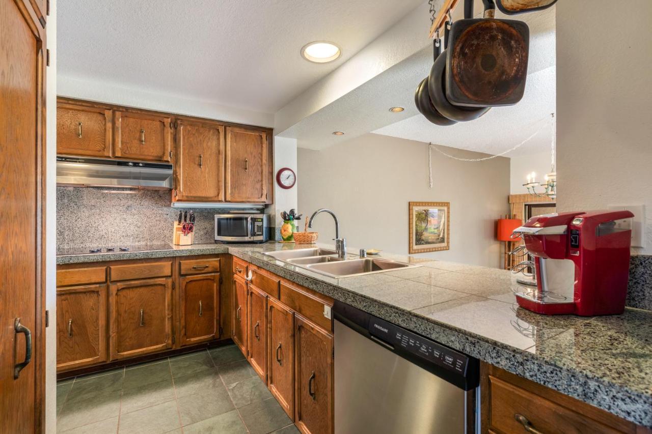 Oceanfront Complex With 2 Pools, Tennis Courts, And Expansive Ocean Views - 10-104 Kailua-Kona Esterno foto